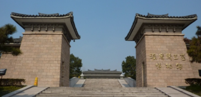 2026年3月27日—4月1日（6天5晚）｜袁腾飞带你从金陵到扬州，来一场穿越明清民国的历史文化之旅